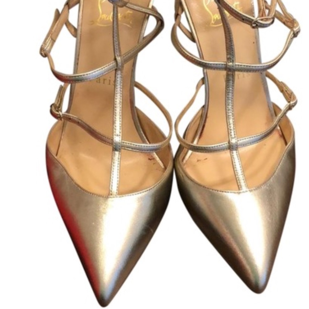 Christian Louboutin size 40 kadreyana cage pump.